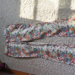 Wrangler Westward Floral Flares